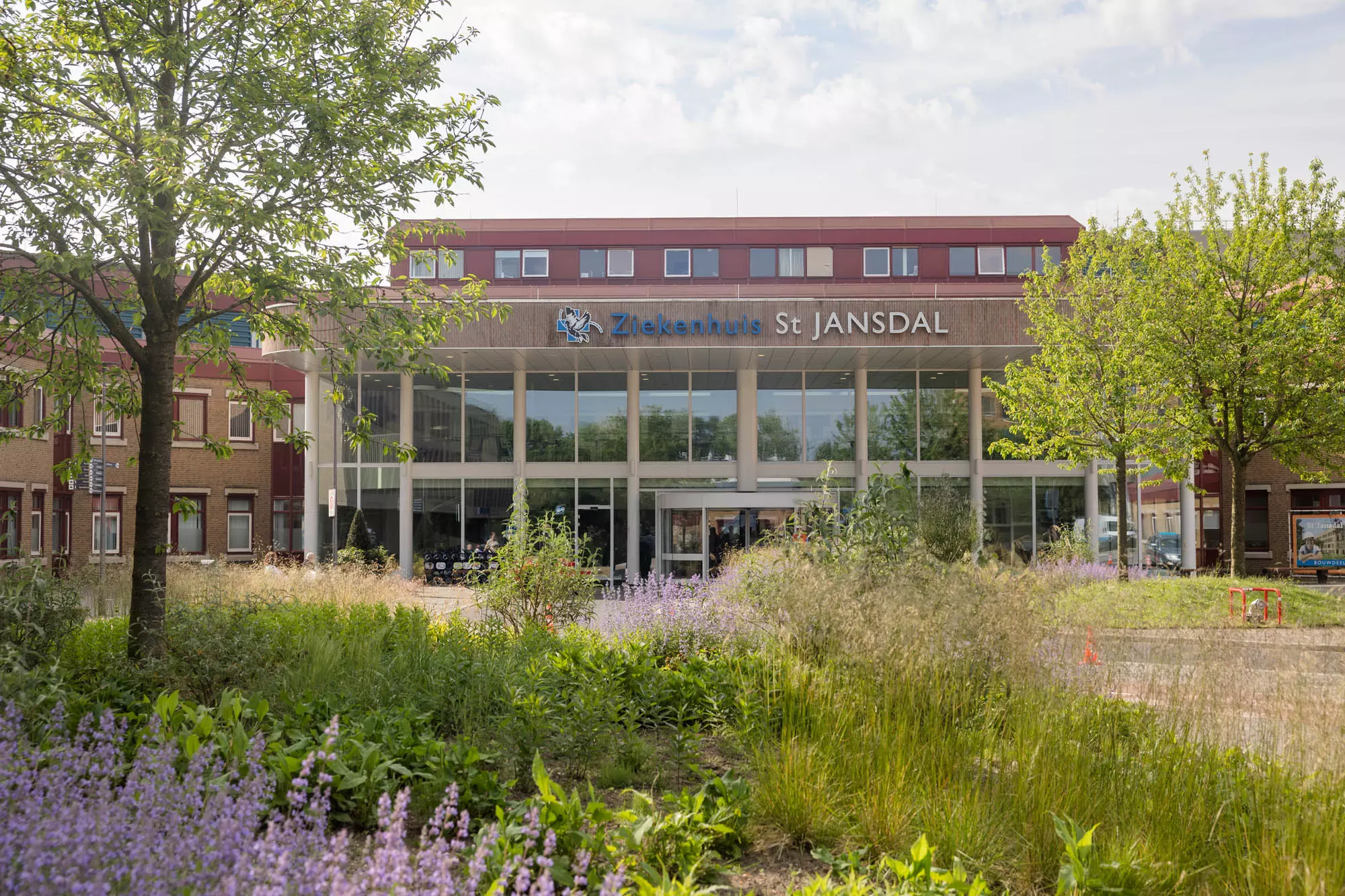 /static/uploads/425-ziekenhuis-st-jansdal-harderwijk-pand-03.jpg